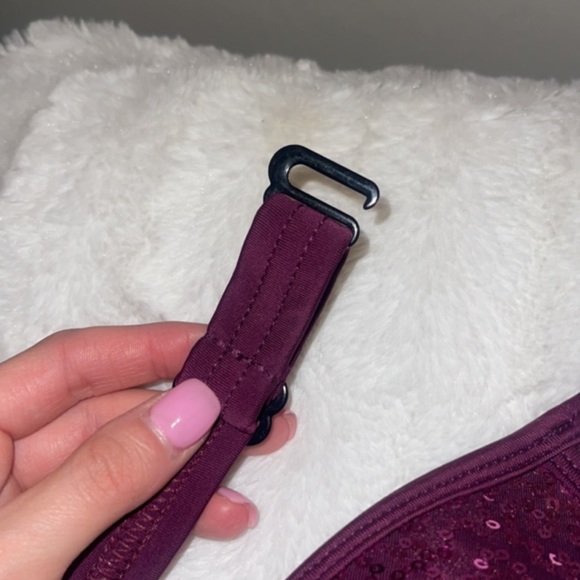 Wore twice. In meticulous condition! - Picture 3 of 6